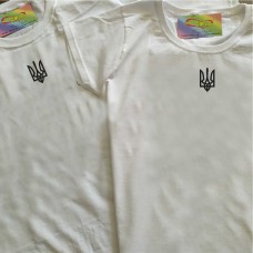 Парні патріотичні футболки білі з тризубом